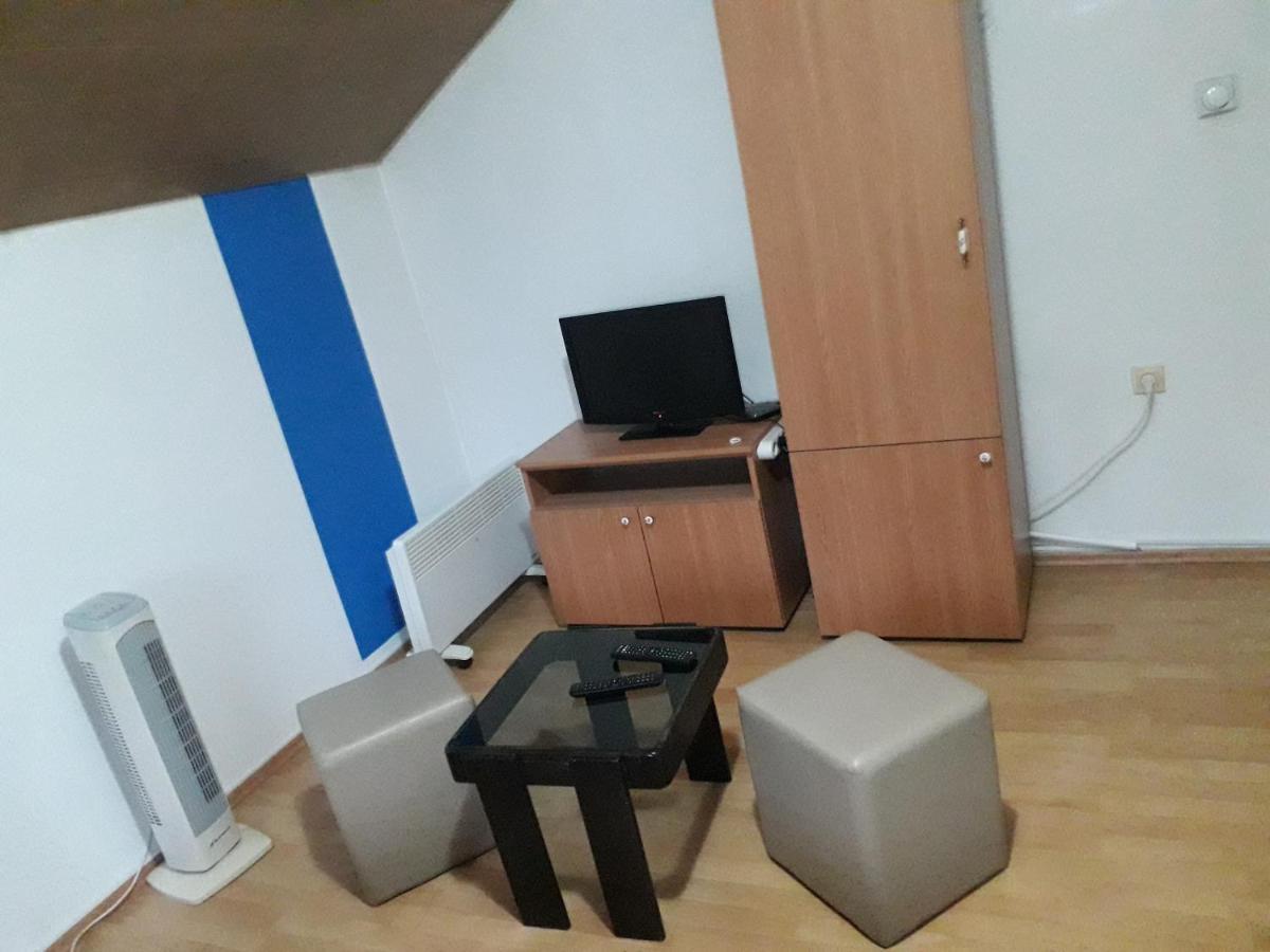 Hostel Topic Banja Luka Bagian luar foto