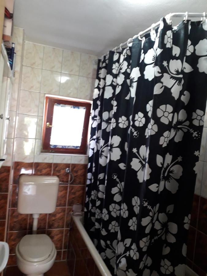 Hostel Topic Banja Luka Bagian luar foto
