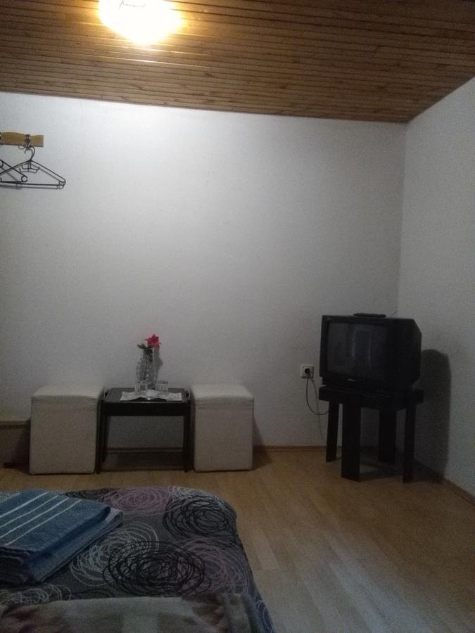 Hostel Topic Banja Luka Bagian luar foto